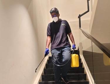 COMMERCIAL PEST CONTROL SERVICE