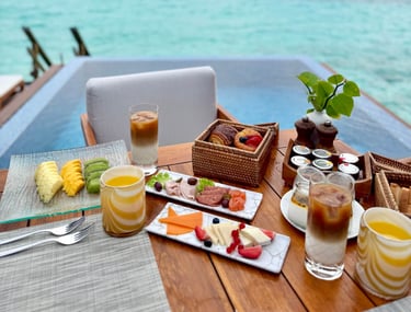 Huvefen Fushi Maldives departure villa breakfast
