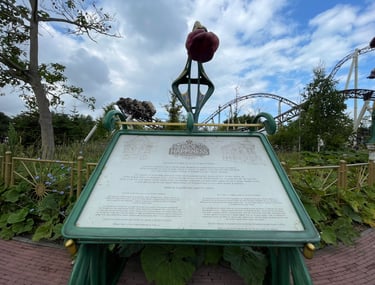 ride to happiness by tomorrowland coaster plopsaland belgium de panne entrance board bord