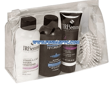 a clear plastic bag para empacar cosmeticos