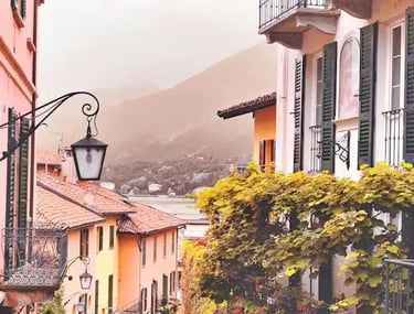 Lake Como lakeside towns and villas private day tour from Switzerland