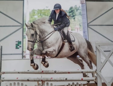 Louise show jumping