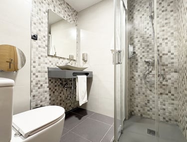 Habitaciones con baño Berceo Rooms, Logroño