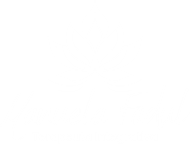 White lotus flower logo for Manuela Fadul Terapeuta Integrativa on a black background.