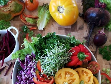 Achieve Younger Looking Skin with these Foods