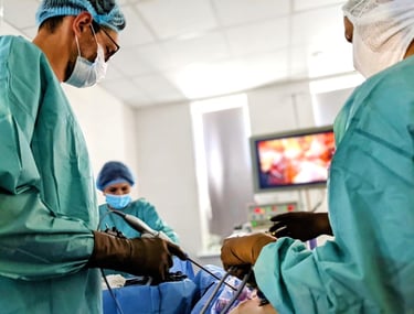 хірурги урологи лапароскопія операція видалення простати