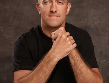 Profesionalūs verslo, linkedin portretai Vilniuje Kaune, dalykinė fotografija, asmeninis įvaizdis studijoje, darbo vietoje