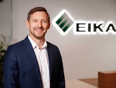 Profesionalūs verslo, linkedin portretai Vilniuje Kaune, dalykinė fotografija, asmeninis įvaizdis studijoje, darbo vietoje