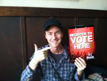Celebrities use Facebook and Twitter to register voters