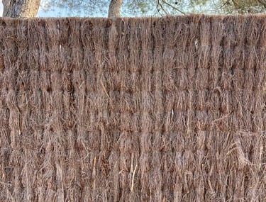 Brande de bruyère épaisse en rouleaux