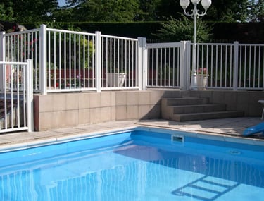 Barrière de piscine aluminiuum