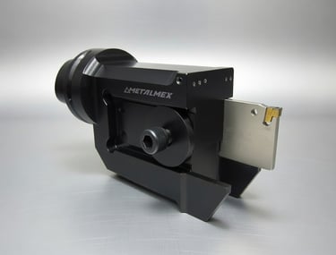 Herramienta especial con inserto intercambiable