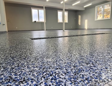 Decorative resin flooring system with seamless finish in a commercial space