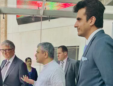 President of Chamber India Mr. Abhinav Balyan, Shri Ashwini Vaishnaw and Mr. Bill Gates