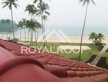Genteng uPVC Royalroof untuk bangunan resort Nirwana Garden Tanjung Pinang