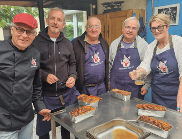 un groupe de participant à l'atelier pâté en croûte