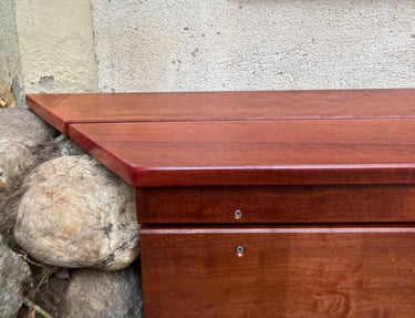 margelle en bois exotique sur une terrasse bois