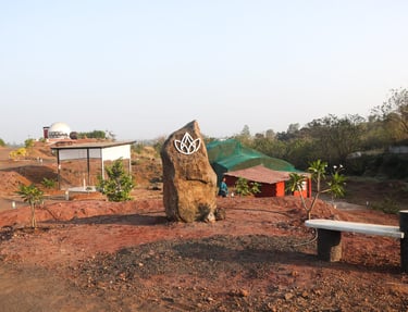 Raj Ritz logo at site.