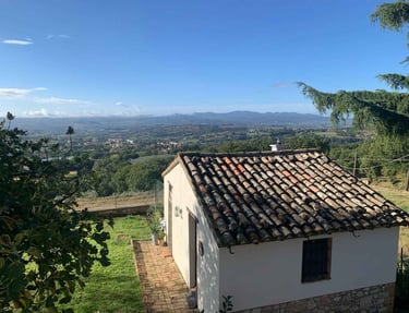 holiday house with swimming pool in Umbria Italy