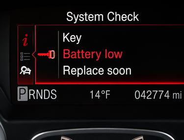 mesaj pe board la automobil baterie slaba, sau key not detected