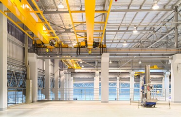 2 single girder cranes
