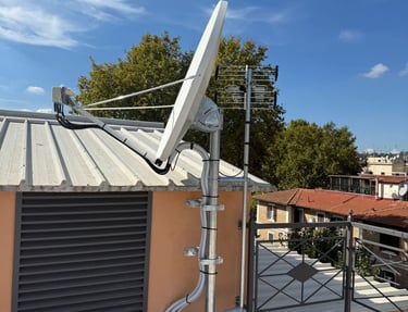 Impianto Satellitare Grand Hotel Salerno - Antennista Specializzato