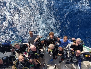 daily dives on boat