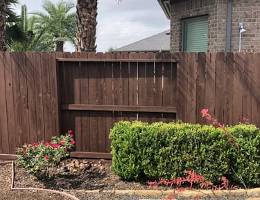Padre brown sherwin williams superdeck solid stained wood fence