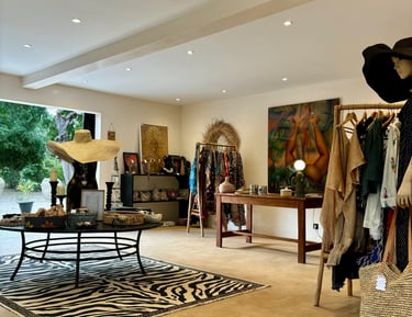 Vue de la boutique du boutique hôtel Maison Fimela situé au coeur du Sine Saloum