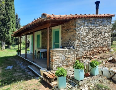 vakantiehuisje Samos zijkant buiten