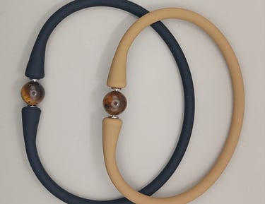 zelfgemaakte armbanden in all mogelijke vormen