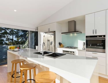 Open plan kitchen island - Highend Homes - Auckland builder