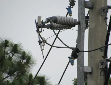 JLS Électrique s'occupe de la coordination complète avec Hydro-Québec pour votre branchement.