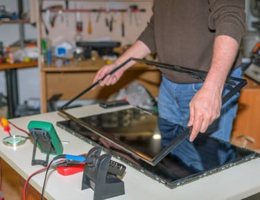 Best LED TV repair service in Delhi NCR β Curved TV fixed by LED TV Repair Hub
