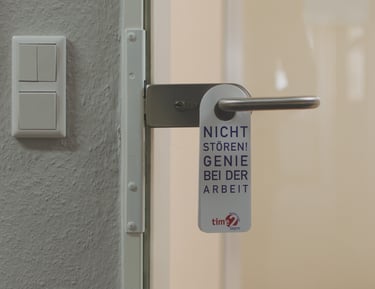 a sign that says do not disturb