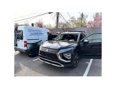 Mobile auto glass service