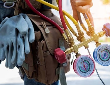 refrigerista especializado em assistência técnica domiciliar de refrigeradores