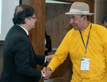 El Capi Castrillón y Petro