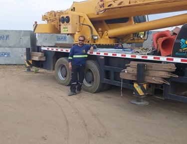 Guindaste para montagem de estruturas metálicas