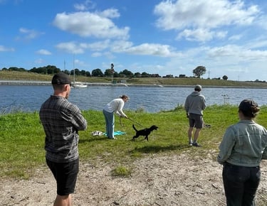 Welpen trainieren am Einfelder See