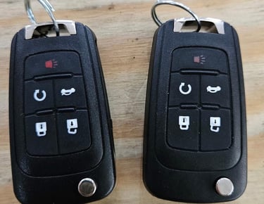 Smart key fobs for push-to-start vehicle replacement and programming