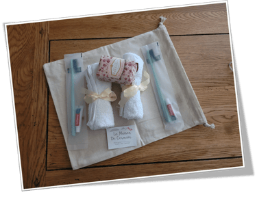 le necéssaire de toilette offert au couole gagnant