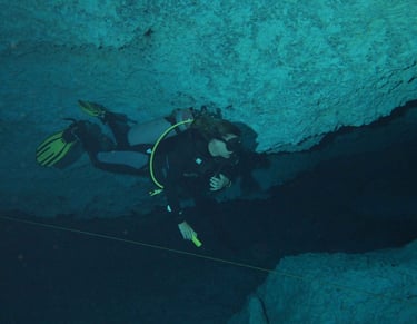 mexico scuba diving chac mool cenote