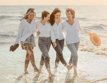 Familiefotoshoot in Den Haag: Kwaliteitsfotografie van gelukkige gezinnen.