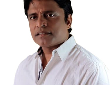 a man in a white shirt and a white shirt