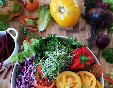 Achieve Younger Looking Skin with these Foods