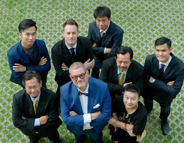 Dr. Gunter Denk with the teams of lawyers from Sanet Group