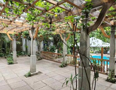 Natural Concrete Gazebo / Patio with elegant concrete pillars and stamped concrete floor