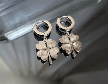 FOUR LEAF CLOVER EARRING