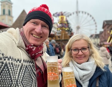 Boyfriend and girlfriend at the Christmas markets